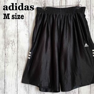 アディダス(adidas)のadidas アディダス ハーフパンツ サッカー パフォーマンスロゴ 黒 古着(ショートパンツ)