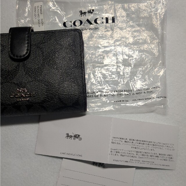 COACH 二つ折り ミディアム コーナー ジップ F23553　新品 未使用