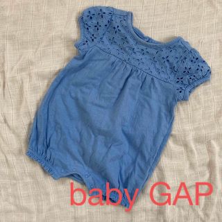 ベビーギャップ(babyGAP)の胸元レースロンパース(baby GAP)(ロンパース)