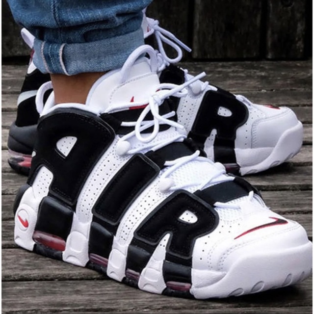 ★人気★ナイキ　24cm希少★AIR MORE UPTEMPO 2020  レディースの靴/シューズ(スニーカー)の商品写真