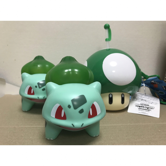 フシギダネUSJ ユニバ ポケモン フシギダネ  ニンテンドー　キノピオ　ドリンクホルダー