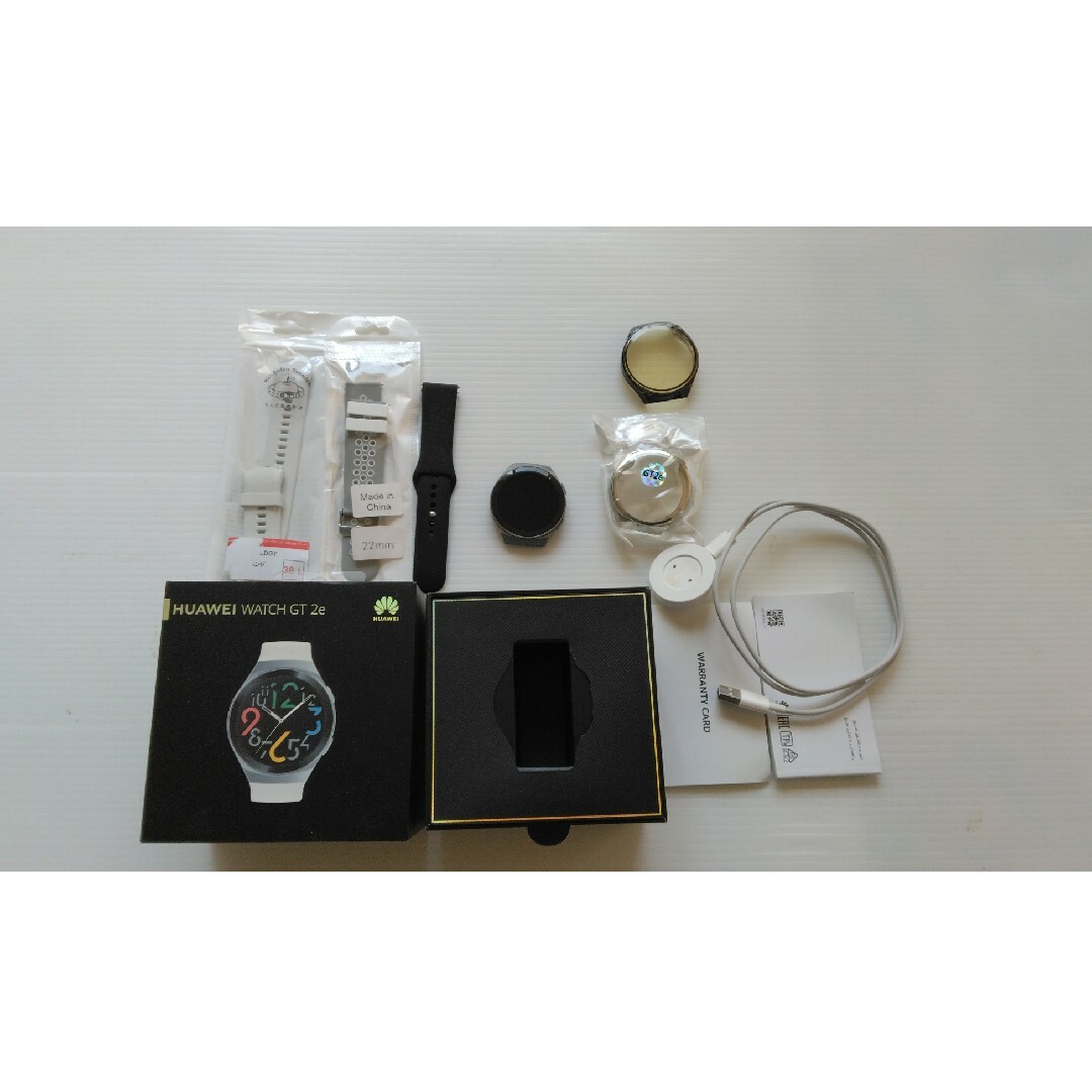 HUAWEI(ファーウェイ)のHUAWEI  WATCH 2e メンズの時計(腕時計(デジタル))の商品写真