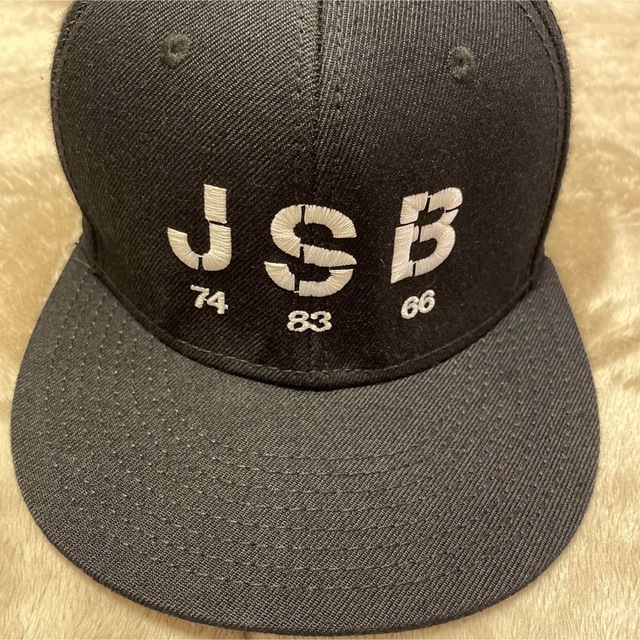 三代目 J Soul Brothers(サンダイメジェイソウルブラザーズ)のJ.S.B. キャップ 帽子 フリーサイズ メンズの帽子(キャップ)の商品写真