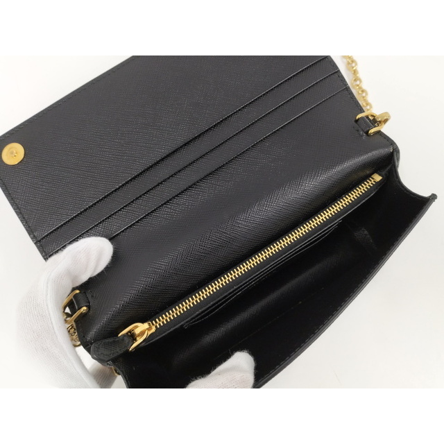 PRADA - PRADA サフィアーノ チェーンウォレット 長財布 レザー PRADA - PRADA サフィアーノ チェーンウォレット 長財布 レザー