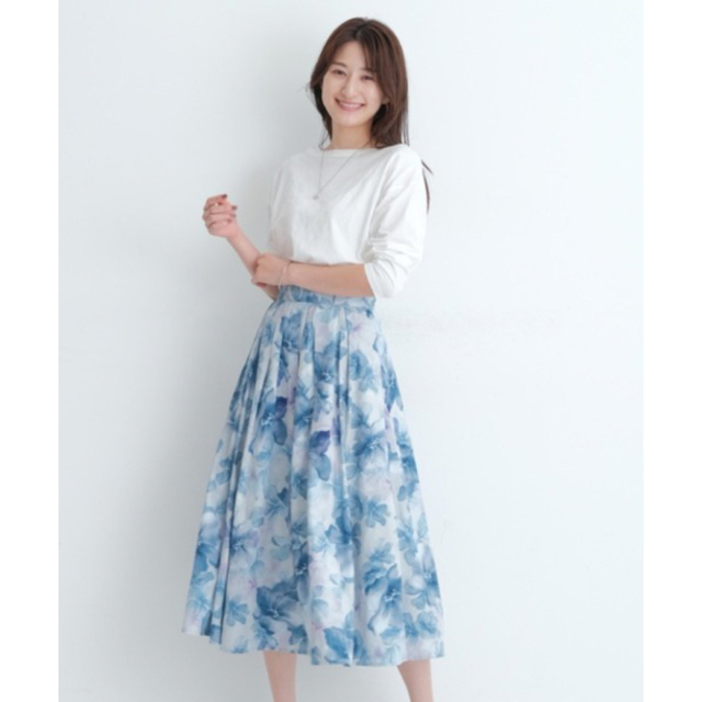 【完売品】Rirandture 花柄フレアロングスカート