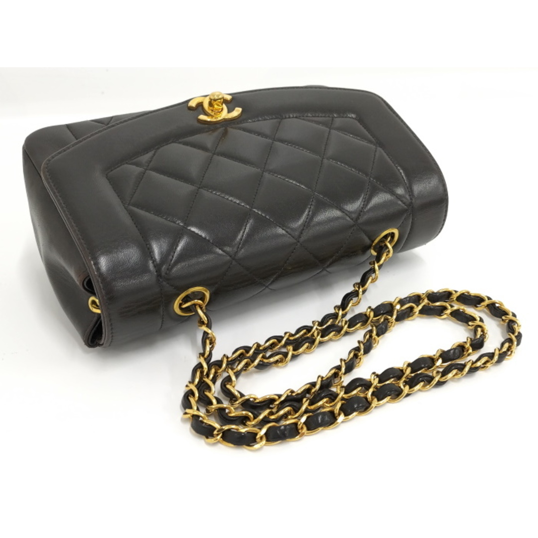 CHANEL - CHANEL チェーンショルダーバッグ マトラッセ22 CHANEL - CHANEL チェーンショルダーバッグ マトラッセ22