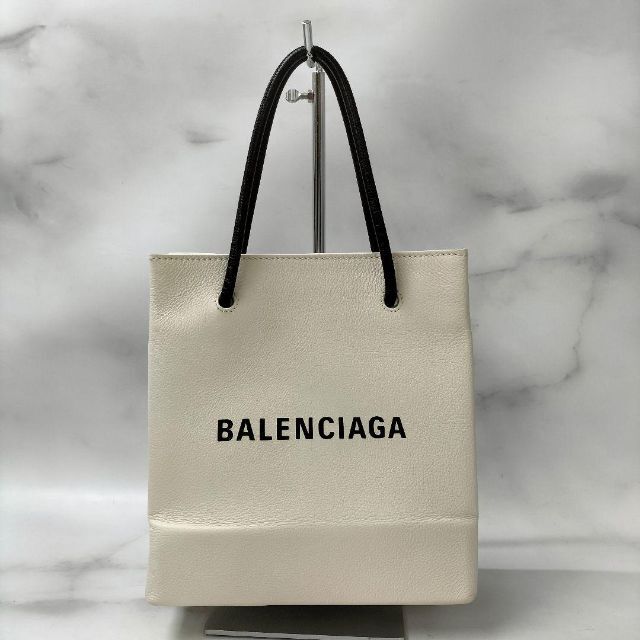 セール 登場から人気沸騰】 - Balenciaga 【値下げ】バレンシアガ