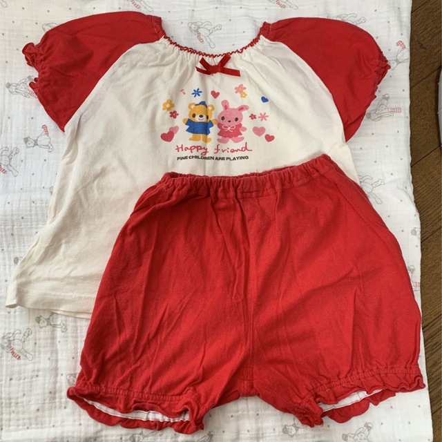 パジャマ⭐︎サイズ95 キッズ/ベビー/マタニティのキッズ服女の子用(90cm~)(パジャマ)の商品写真