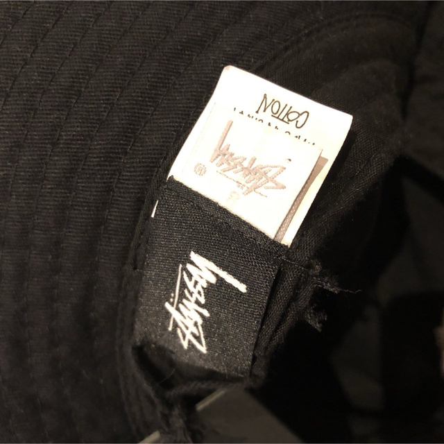 STUSSY(ステューシー)の人気★STUSSY ステューシー ロゴ バケットハット バケハ ブラック 黒 レディースの帽子(ハット)の商品写真