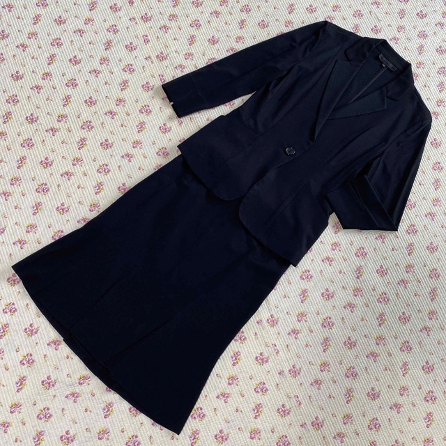 UNTITLED(アンタイトル)のアンタイトル ストレッチ スカートスーツ 1 W66 黒 就活 面接 DMW レディースのフォーマル/ドレス(スーツ)の商品写真