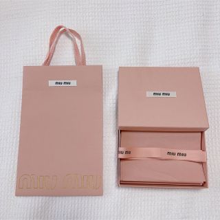 ミュウミュウ(miumiu)のmiumiu ミュウミュウ ショッパー 箱 リボン 紙袋 ボックス(ショップ袋)