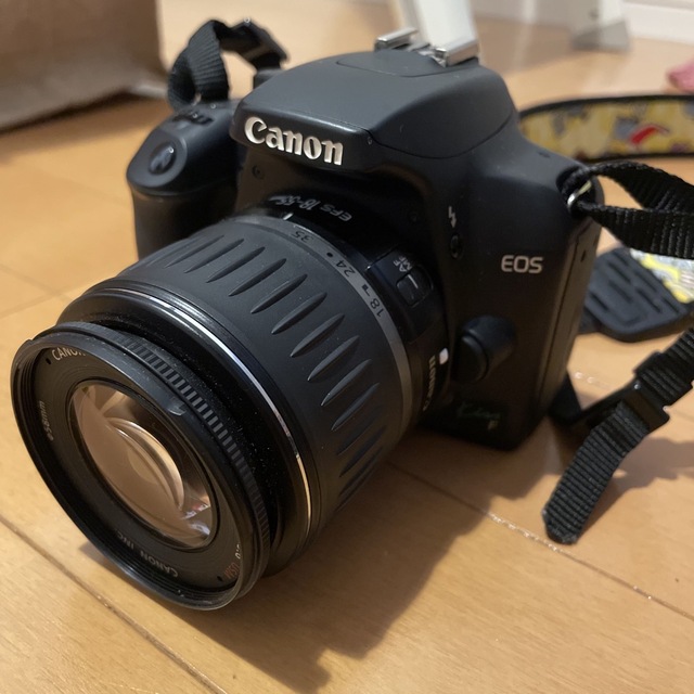 一眼レフ　Canon EOS KissF 本体　レンズ EF-S 18-55㎜