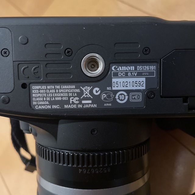 一眼レフ　Canon EOS KissF 本体　レンズ EF-S 18-55㎜ 5