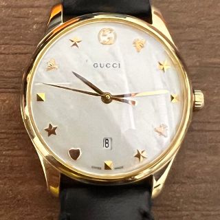 グッチ(GUCCI)の【GUCCI】Gタイムレス ビー クォーツ シェル文字盤 腕時計(腕時計)