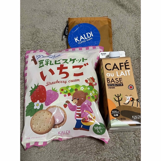 KALDI カルディ 豆乳ビスケット、カフェオレベース エコバッグの通販 by moco's shop｜カルディならラクマ