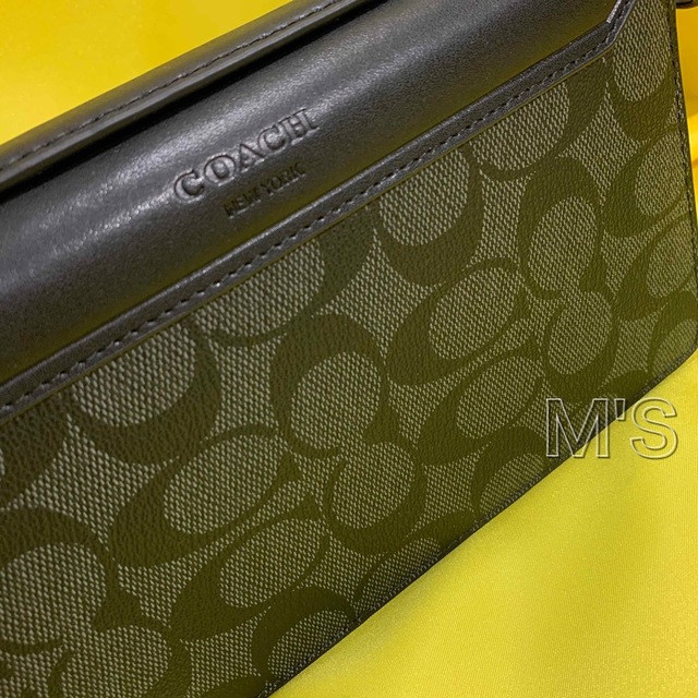 COACH(コーチ)の【数量限定SALE】コーチ ダブルジップ トラべルオーガナイザー  メンズのファッション小物(長財布)の商品写真