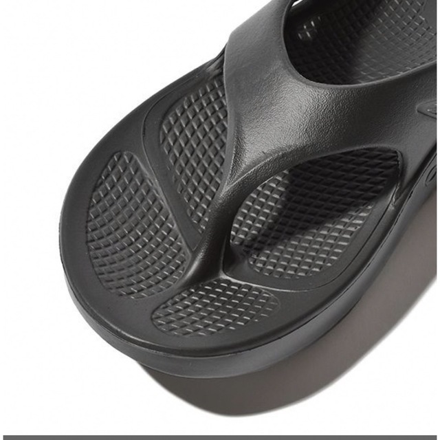 OOFOS(ウーフォス)のOOFOS サンダル レディースの靴/シューズ(サンダル)の商品写真