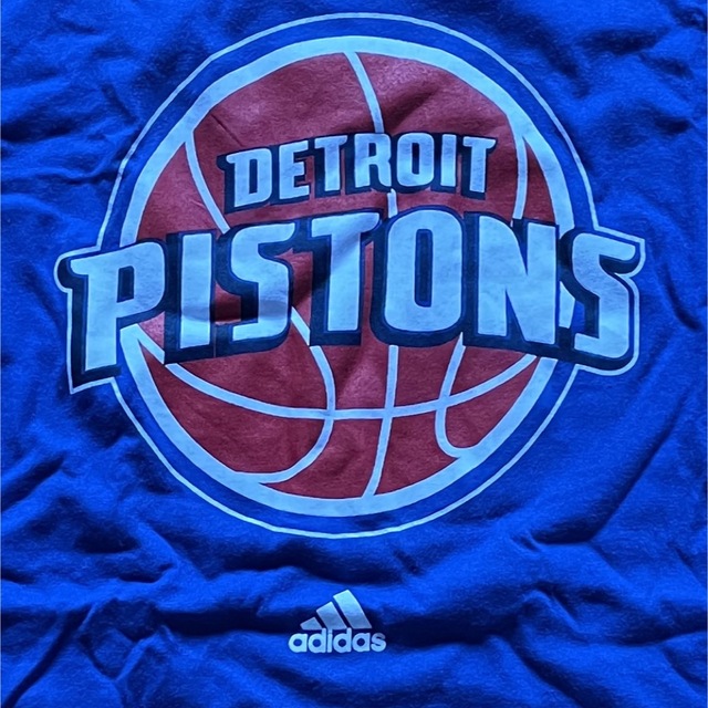 adidas(アディダス)のadidas NBA デトロイトピストンズ　Tシャツ メンズのトップス(Tシャツ/カットソー(半袖/袖なし))の商品写真