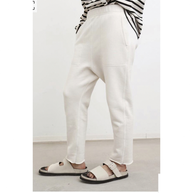 L'Appartement DEUXIEME CLASSE(アパルトモンドゥーズィエムクラス)の新品　Sarrouel Sweat Pants ホワイトD 36サイズ レディースのパンツ(サルエルパンツ)の商品写真