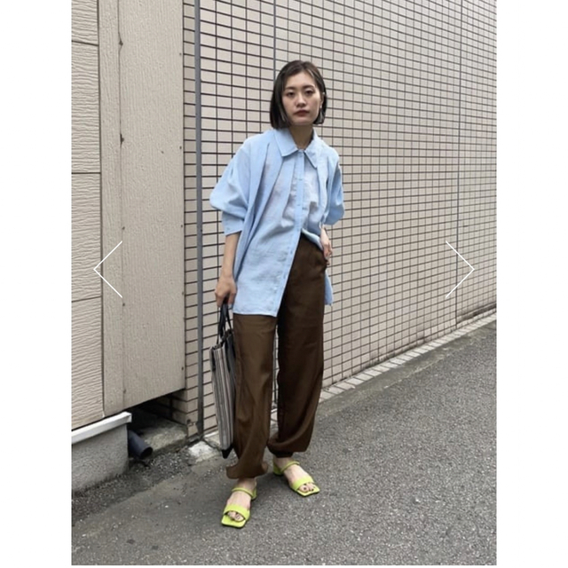 moussy(マウジー)のMOUSSY  TENT OVER シャツ　ブルー レディースのトップス(シャツ/ブラウス(長袖/七分))の商品写真