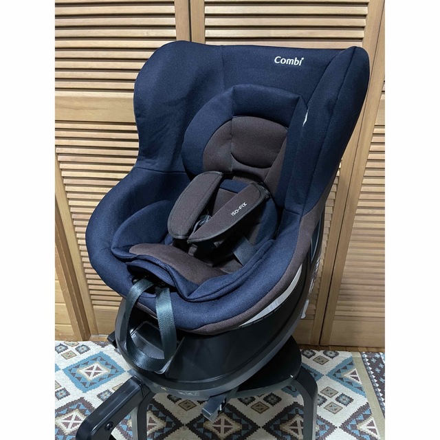 美品❗️ コンビ クルムーヴ isofix チャイルドシート Amazon限定 特別