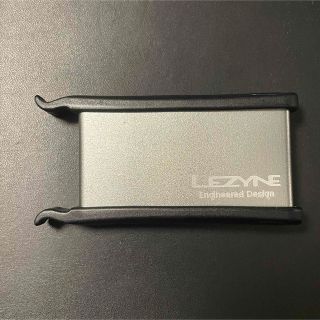 LEZYNE レザイン パンク修理キット　シルバー　新品未使用(工具/メンテナンス)