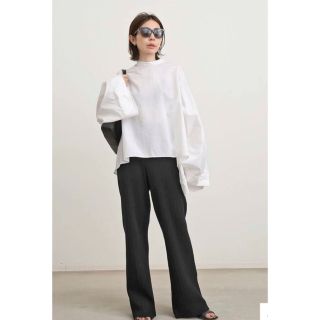 アパルトモンドゥーズィエムクラス(L'Appartement DEUXIEME CLASSE)の新品！アパルトモン No Collar Volume Sleeve Blouse(シャツ/ブラウス(長袖/七分))