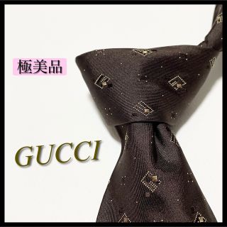 グッチ(Gucci)の【極美品】グッチ ネクタイ 小紋柄 GG Gロゴ シルク イタリア製 ブラウン(ネクタイ)