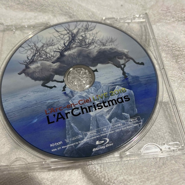 L'Arc～en～Ciel(ラルクアンシエル)の LIVE　2018　L’ArChristmas Blu-ray エンタメ/ホビーのDVD/ブルーレイ(ミュージック)の商品写真