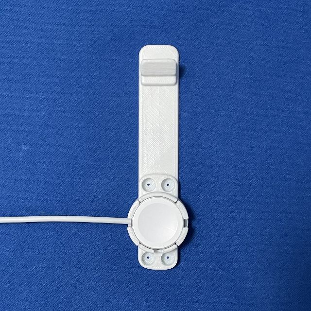 【2個セット】Apple Watch 壁掛け充電スタンド（スポーツバンド用） スマホ/家電/カメラのスマートフォン/携帯電話(バッテリー/充電器)の商品写真