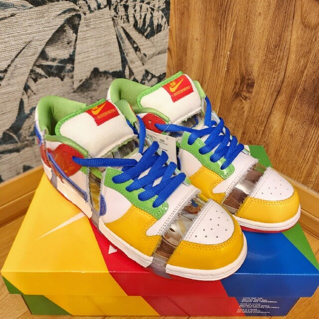 NIKE(ナイキ)のナイキ SB ダンク ロー サンディー スニーカー Nike SB Dunk メンズの靴/シューズ(スニーカー)の商品写真