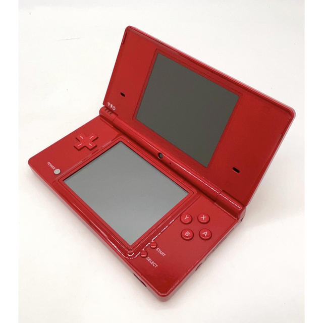 ニンテンドーDS(ニンテンドーDS)の任天堂　ニンテンドーDSi レッド【メーカー生産終了】【良品】 エンタメ/ホビーのゲームソフト/ゲーム機本体(家庭用ゲーム機本体)の商品写真