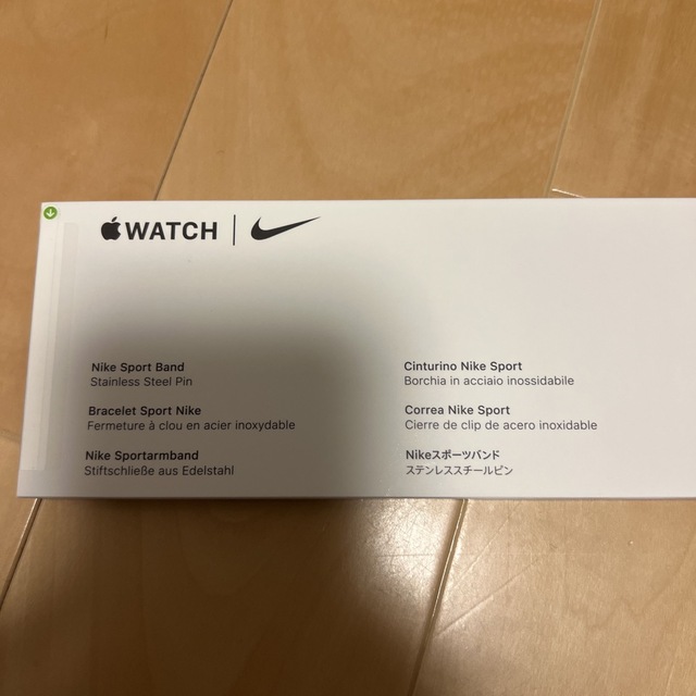 Apple Watch(アップルウォッチ)の45mmケース用サミットホワイト/ブラックNikeスポーツバンド メンズの時計(腕時計(デジタル))の商品写真