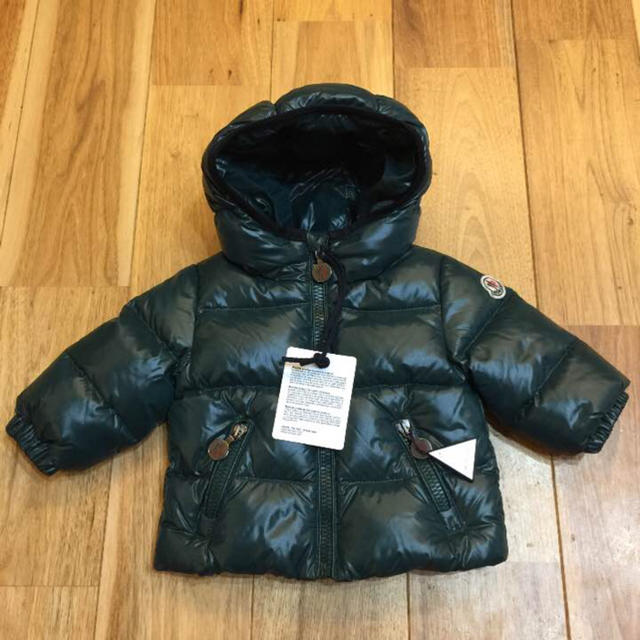 低価再入荷 MONCLER - 3-6m ベビースノーダウンジャケットの通販 by