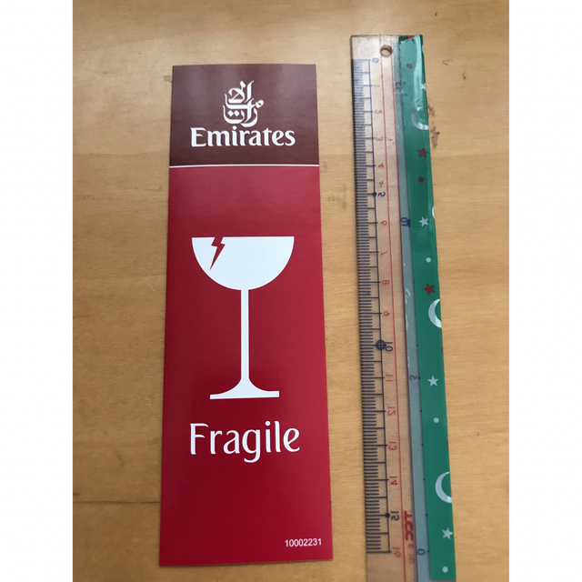 エミレーツ航空 フラジール fragile emirates ステッカー ドバイ インテリア/住まい/日用品の日用品/生活雑貨/旅行(旅行用品)の商品写真