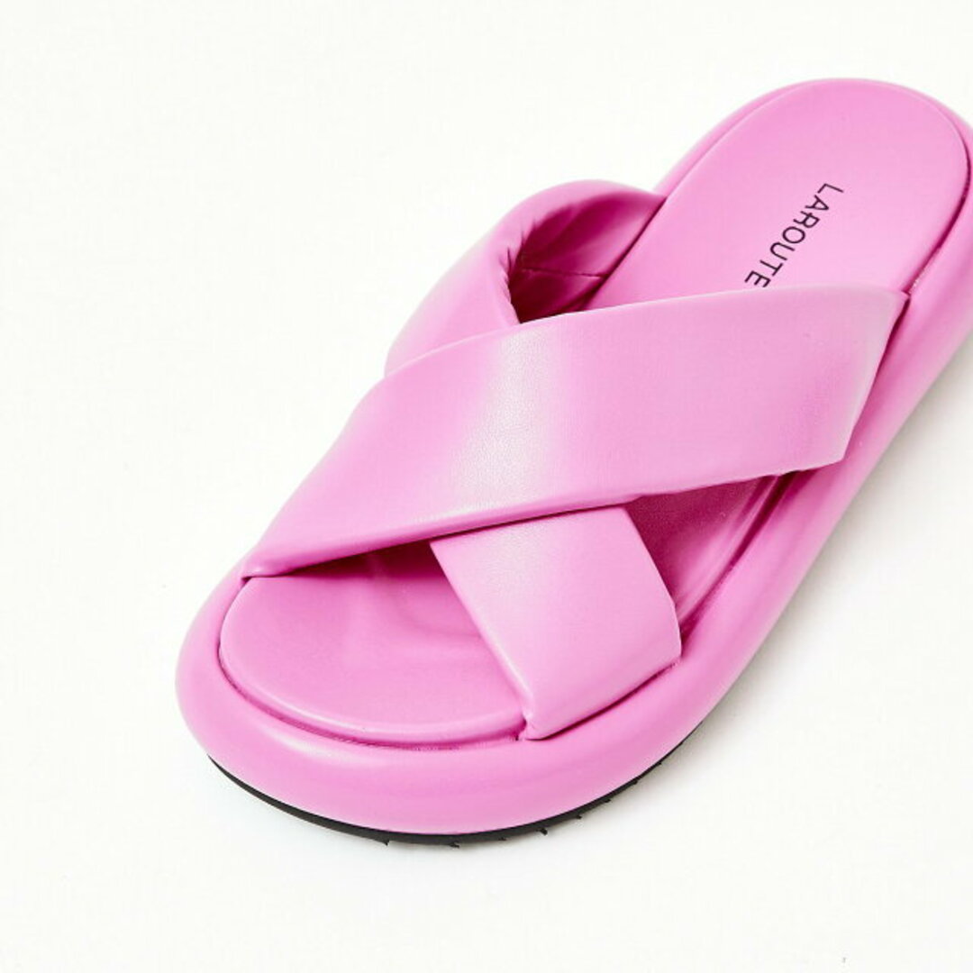 AU BANNISTER(オゥバニスター)の【ピンク】【LAROUTE】クロスベルトラウンドソール レディースの靴/シューズ(サンダル)の商品写真
