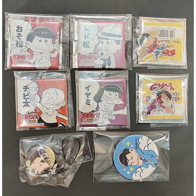 おそ松さんグッズセット エンタメ/ホビーのアニメグッズ(バッジ/ピンバッジ)の商品写真