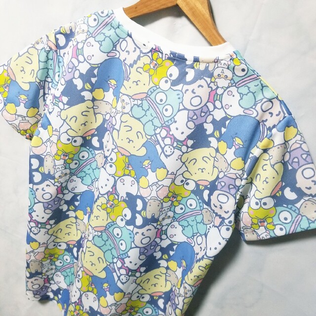 サンリオ(サンリオ)の新品　SANRIO　キャラクター　はぴだんぶい　Tシャツ　Mサイズ レディースのトップス(Tシャツ(半袖/袖なし))の商品写真