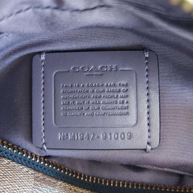 COACH(コーチ)のコーチ ショルダーバッグ シグネチャー柄 レディースのバッグ(ショルダーバッグ)の商品写真