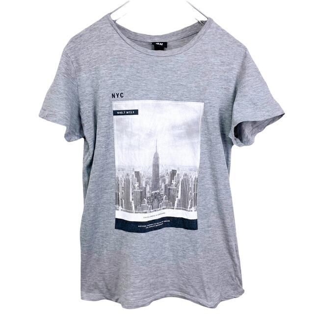 H&M(エイチアンドエム)のH&M エイチアンドエム　Tシャツ　プリントTシャツ　グレー メンズのトップス(Tシャツ/カットソー(半袖/袖なし))の商品写真