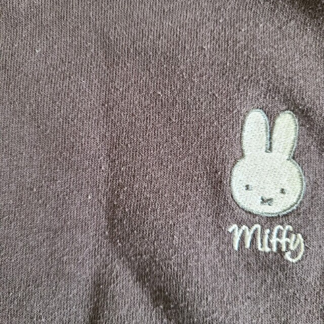 miffy(ミッフィー)のミッフィー 薄手トレーナー 2着セット 80cm 90cm キッズ/ベビー/マタニティのベビー服(~85cm)(トレーナー)の商品写真