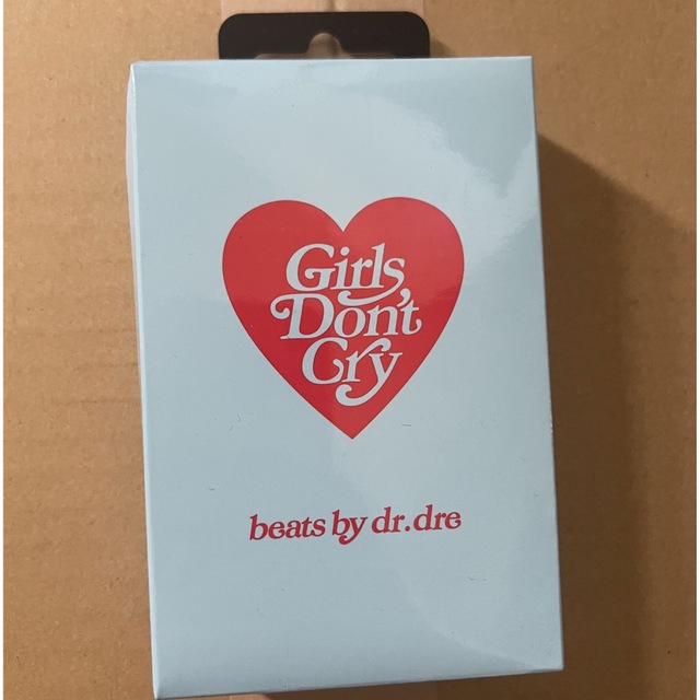 Girls Don't Cry(ガールズドントクライ)のGIRLS DON'T CRY x Beats Flex "Blue" スマホ/家電/カメラのオーディオ機器(ヘッドフォン/イヤフォン)の商品写真