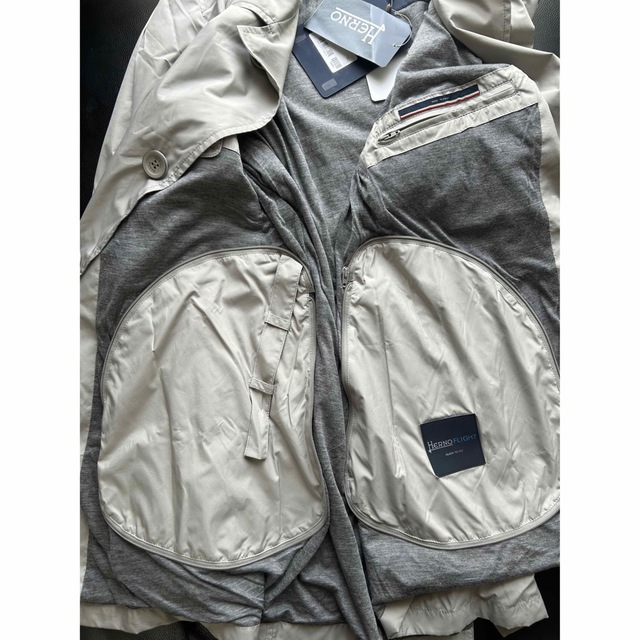 HERNO(ヘルノ)の新品未使用　HERNO  スプリングコート　50 メンズのジャケット/アウター(ステンカラーコート)の商品写真