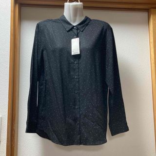 ユニクロ(UNIQLO)の【タグ付新品★UNIQLO】長袖レーヨンプリントブラウス(水玉)(シャツ/ブラウス(長袖/七分))