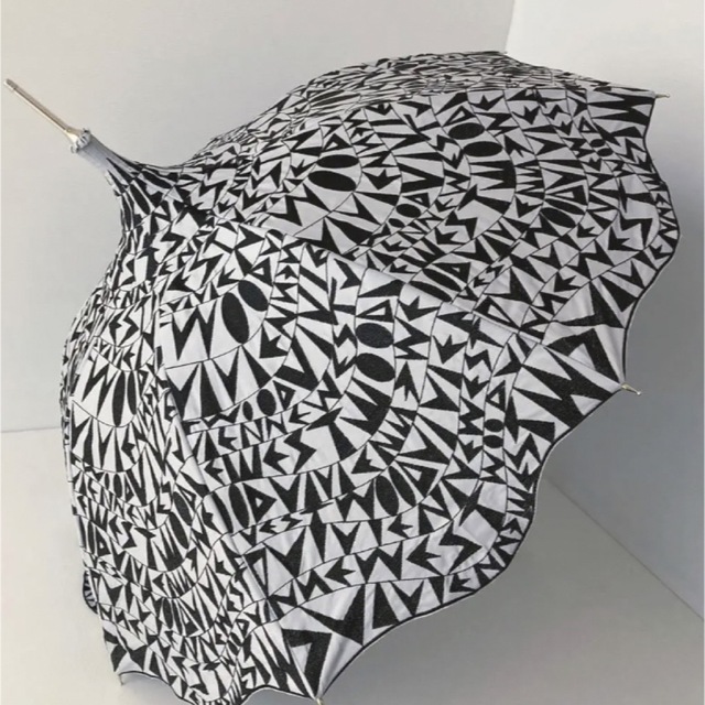 Vivienne Westwood(ヴィヴィアンウエストウッド)の新品⭐️ ヴィヴィアン ウエストウッド 日傘 純パラソル WERKSTAETTE レディースのファッション小物(傘)の商品写真