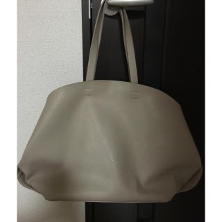 ザラ(ZARA)のZARAバッグ(トートバッグ)