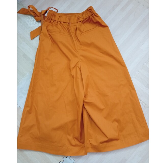 UNIQLO ユニクロ ハイウエストラップミディスカンツレディースの通販 by Roxy ユニクロ ハイウエストラップミディスカンツ xs