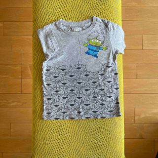 ユニクロ(UNIQLO)のトイストーリー⭐︎リトルグリーンメンTシャツ(Tシャツ/カットソー)