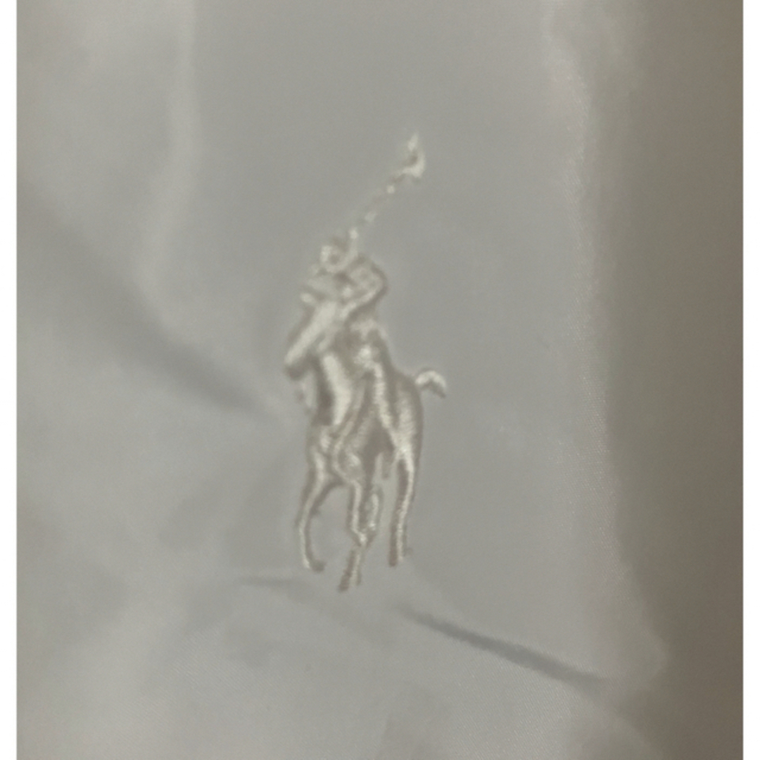 Ralph Lauren(ラルフローレン)のラルフローレンの白のベスト レディースのジャケット/アウター(ナイロンジャケット)の商品写真