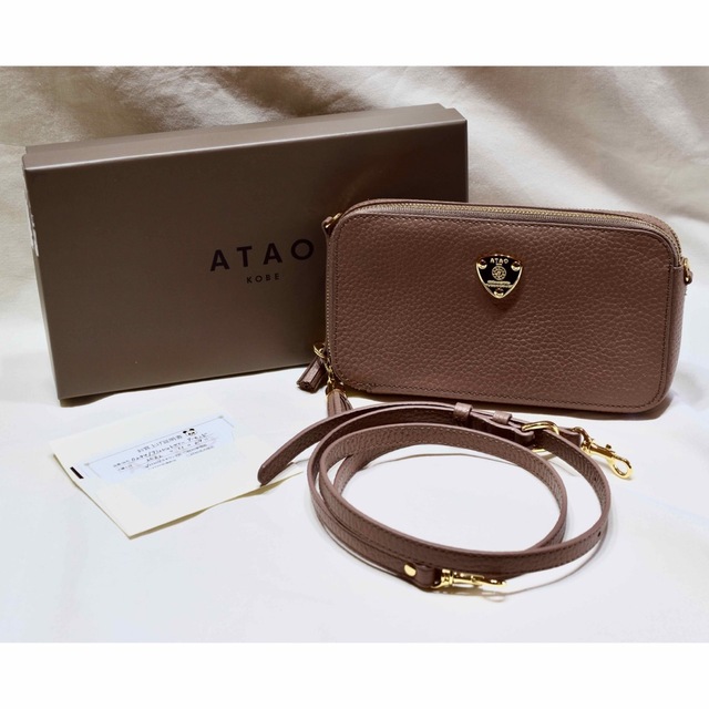 ATAO(アタオ)の箱無し！あずき様専用！アミュレットケリー 財布 ポショット スマホ入れ【超美品】 レディースのファッション小物(財布)の商品写真